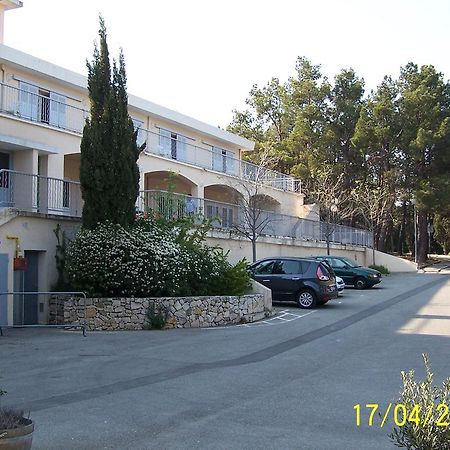 Auberge De Jeunesse Jas De Bouffan Aix-en-Provence Zewnętrze zdjęcie