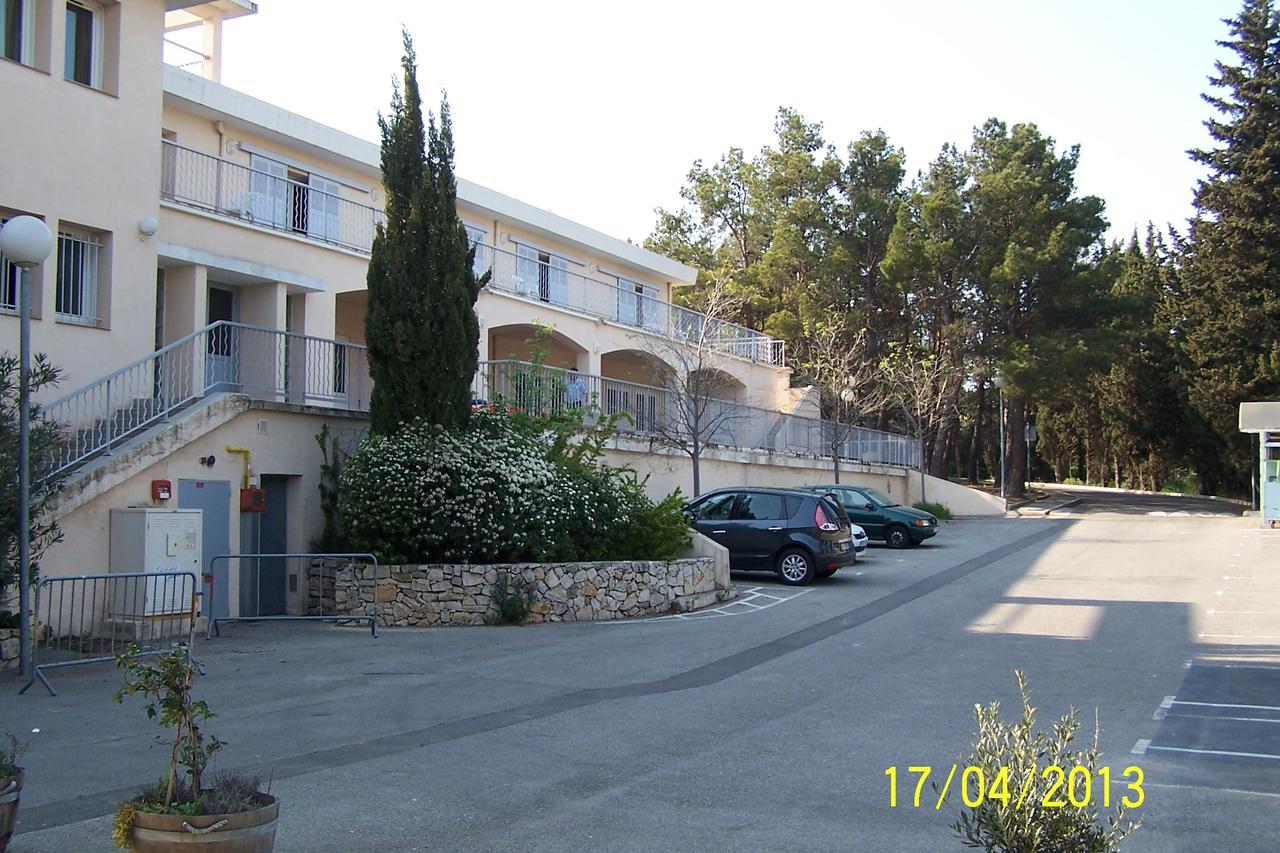 Auberge De Jeunesse Jas De Bouffan Aix-en-Provence Zewnętrze zdjęcie